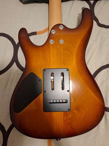 กีต้าร์ไฟฟ้า Ibanez GSA60 รูปที่ 9