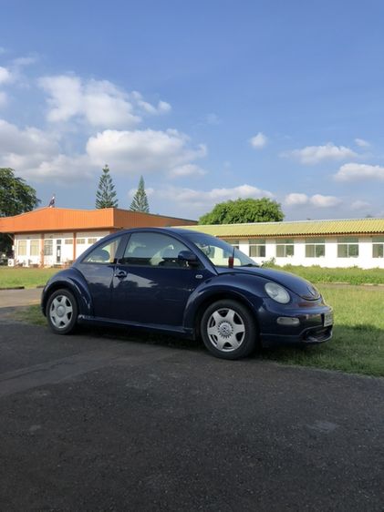 Volkswagen New Beetle 2001 2.0 Sedan เบนซิน เกียร์อัตโนมัติ น้ำเงิน รูปที่ 2