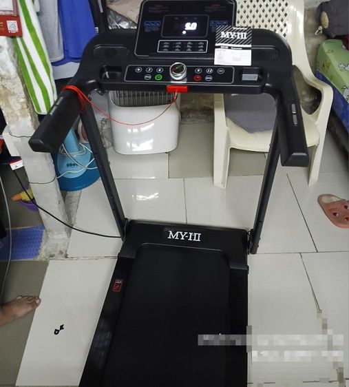 เครื่องออกกำลังกายลู่วิ่ง
