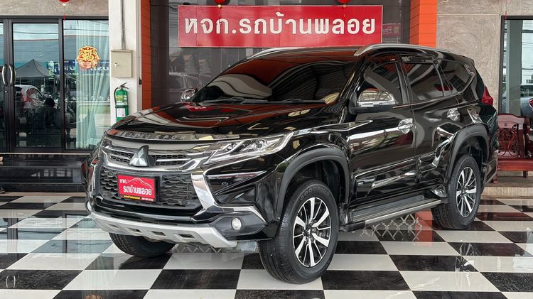 รถ Mitsubishi Pajero Sport 2.4 GT Premium สี ดำ