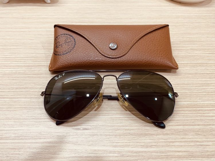 แว่นกันแดดยี่ห้อ Rayban