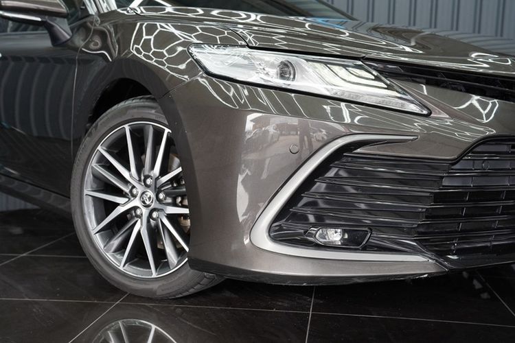 Toyota Camry 2022 2.5 Premium Sedan เบนซิน ไม่ติดแก๊ส เกียร์อัตโนมัติ เทา รูปที่ 4