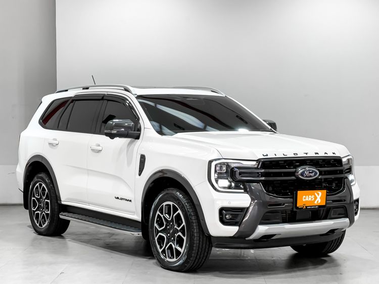 รถ Ford Everest 2.0 Bi-Turbo Wildtrak 4WD สี ขาว