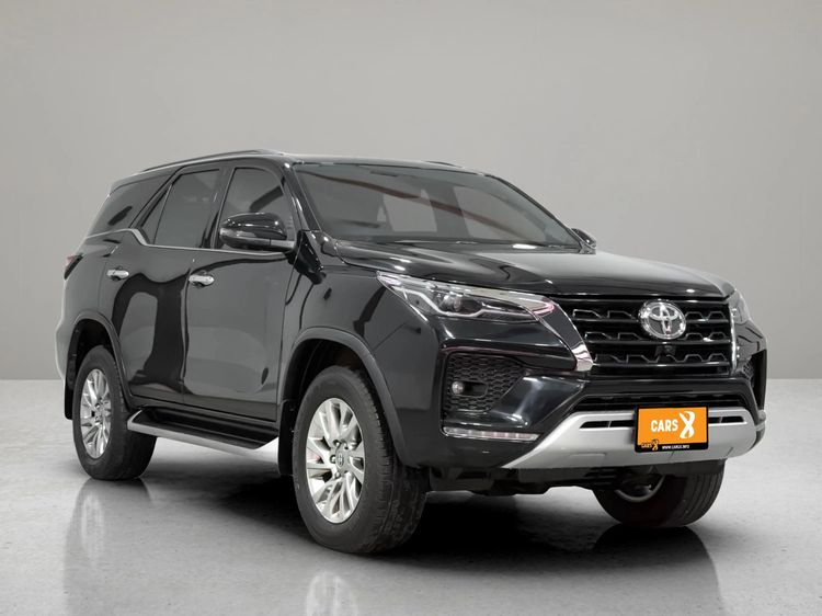 Toyota Fortuner 2022 2.4 V Utility-car ดีเซล ไม่ติดแก๊ส เกียร์อัตโนมัติ ดำ