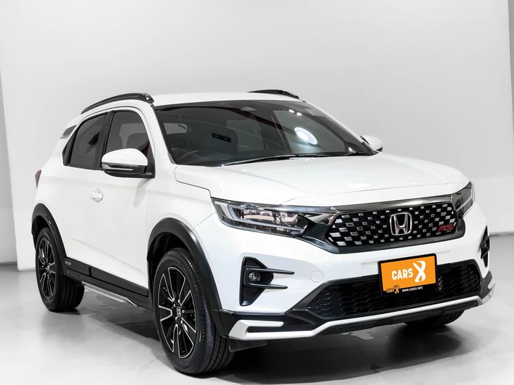 รถ Honda WR-V 1.5 RS สี ขาว