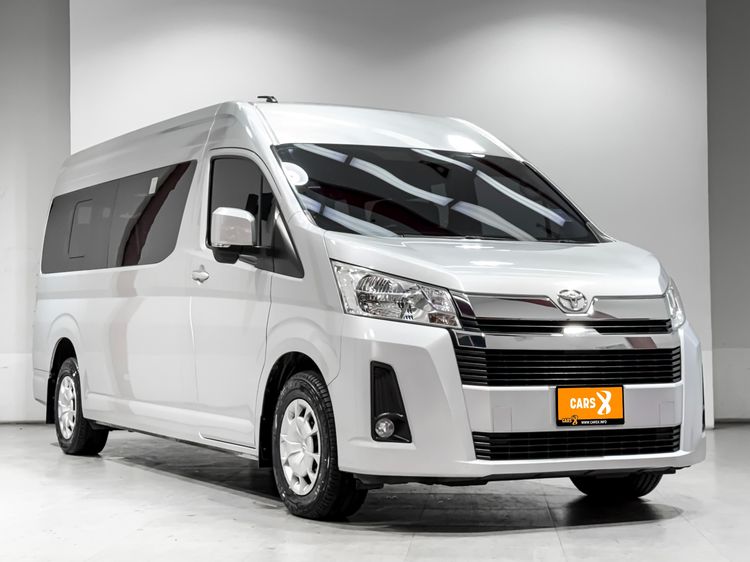 Toyota Commuter 2019 2.8 Van ดีเซล ไม่ติดแก๊ส เกียร์อัตโนมัติ บรอนซ์เงิน