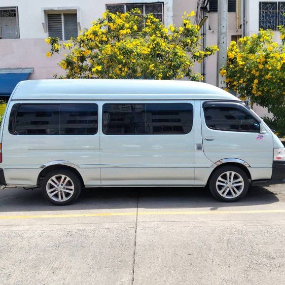 รถ Toyota Hiace 3.0 GL สี เทา