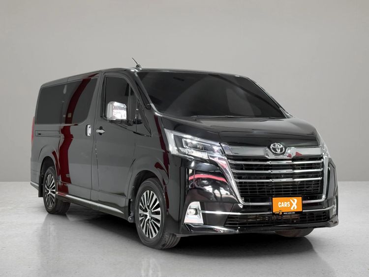 รถ Toyota Majesty 2.8 Premium สี ดำ