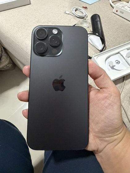 iPhone 16 pro max 512 gb black titanium ครบกล่องแบต รูปที่ 2