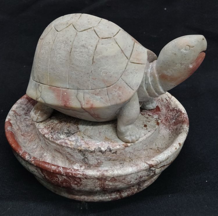 75476-เต่าหินแกะพร้อมถาด  ตัวใหญ่ ขนาดเต่า 7.5x4 สูง'3.5 นิ้ว ขนาดถาด 7.5 สูง 2 นิ้ว บูชาหน้าห้างร้าน ตั้งโต๊ะทำงาน เป็นศิริมงคล เรียกโชคลาภ