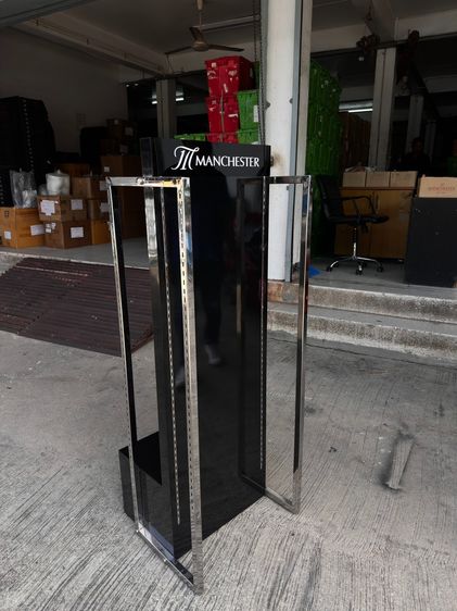 MCT09 สแตนเลส สำหรับจัดแสดงสินค้าและแอ็กเซสซอรี โครงสร้างแข็งแรง ดีไซน์ทันสมัย  รูปที่ 2
