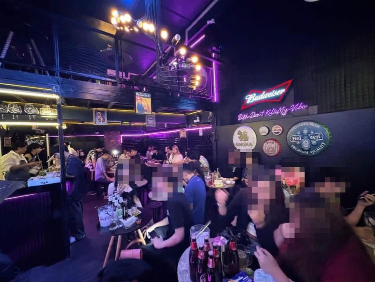 เซ้งร้านอาหาร เซ้งผับ ย่านอารีย์ ร้านสวย ทำเลดี มีลูกค้าประจำ