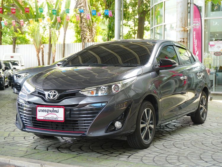 Toyota Yaris ATIV 2019 1.2 S Sedan เบนซิน ไม่ติดแก๊ส เกียร์อัตโนมัติ เทา รูปที่ 3