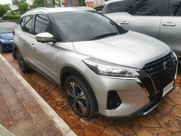 รถ Nissan Kicks 1.2 V สี เทา