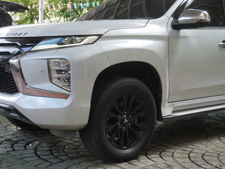 Mitsubishi Pajero Sport 2020 2.4 Elite Edition 2WD Utility-car ดีเซล ไม่ติดแก๊ส เกียร์อัตโนมัติ ขาว รูปที่ 4