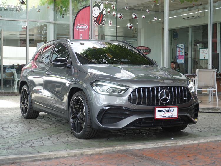 รถ Mercedes-Benz GLA-Class GLA35 สี เทา