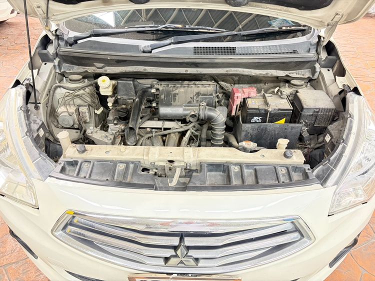 Mitsubishi Attrage 2014 1.2 GLX Sedan เบนซิน ไม่ติดแก๊ส เกียร์อัตโนมัติ ขาว รูปที่ 2