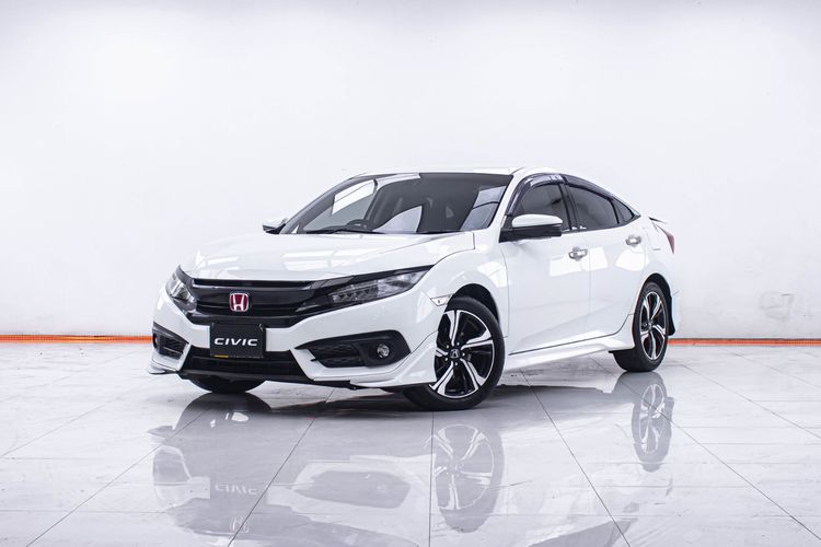 Honda Civic 2017 1.5 RS Sedan เบนซิน ไม่ติดแก๊ส เกียร์อัตโนมัติ ขาว