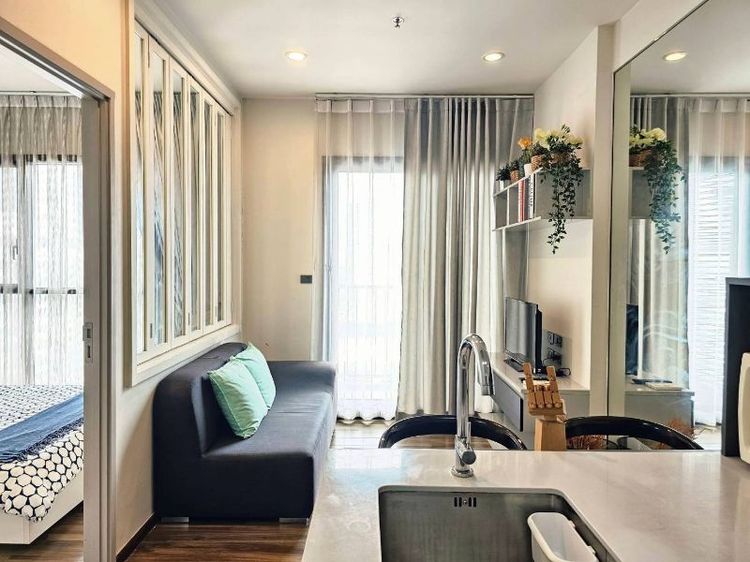 ตกแต่งครบ For Rent, Wyne Sukhumvit Condo ให้เช่าคอนโด วายน์ สุขุมวิท 19,000 baht,  300 m to Prakanong BTS รูปที่ 3