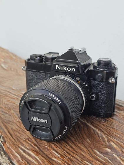 NIKON FE 