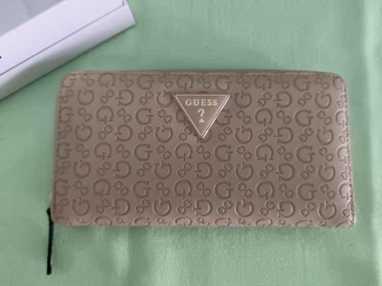 ขายกระเป๋าสตางค์ใบยาว Guess