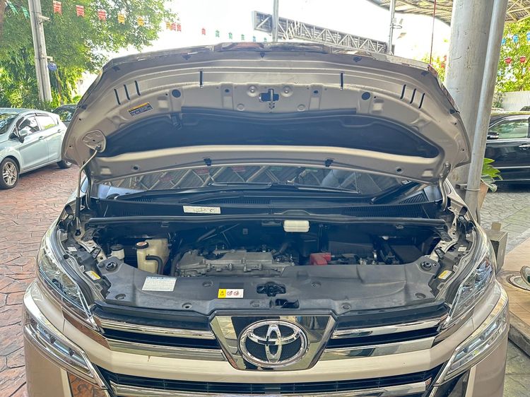 Toyota Vellfire 2018 2.5 Utility-car ดีเซล ไม่ติดแก๊ส เกียร์อัตโนมัติ น้ำตาล รูปที่ 2
