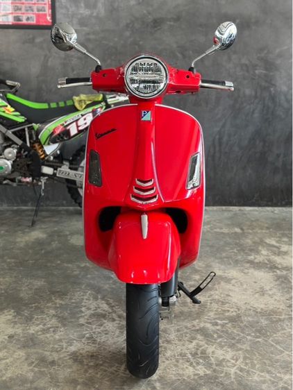 Vespa GTS150 i-get รูปที่ 2