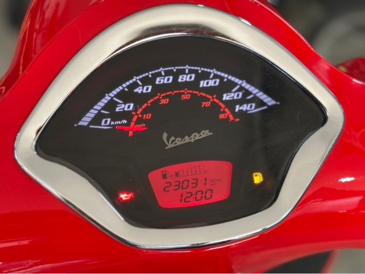 Vespa GTS150 i-get รูปที่ 4