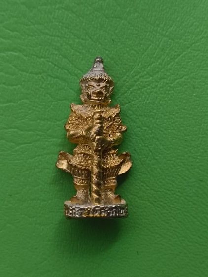 พระรูปหล่อเนื้อเก้าค่ะ รูปที่ 4
