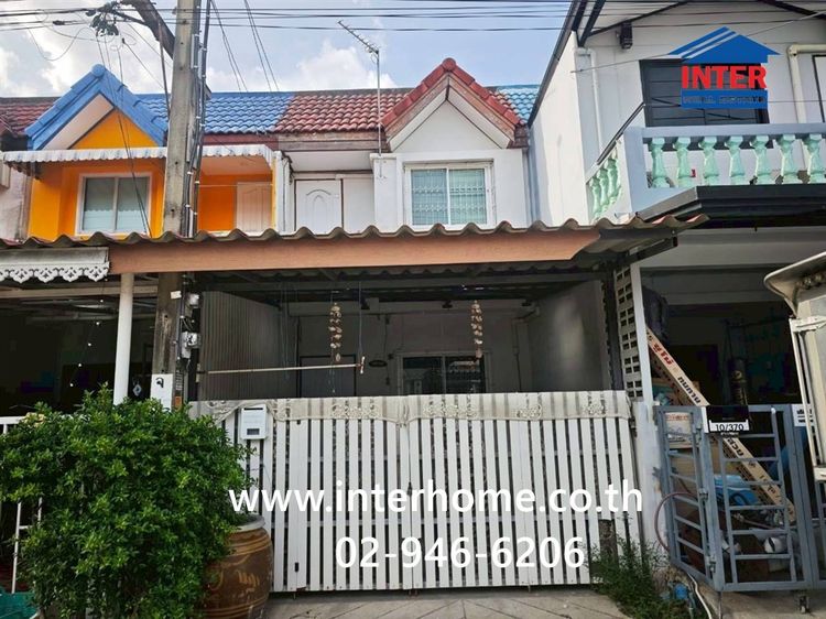 ทาวน์เฮ้าส์ 2 ชั้น 16 ตร.ว. หมู่บ้านสวนทิพย์ ซอยคลองลำเจียก12 ถนนนวลจันทร์ ถนนเกษตร-นวมินทร์ เขตบึงกุ่ม กรุงเทพมหานคร