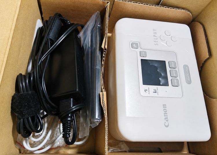Canon Selphy CP 720 Compact Photo Printer + Photo Paper In Box รูปที่ 3