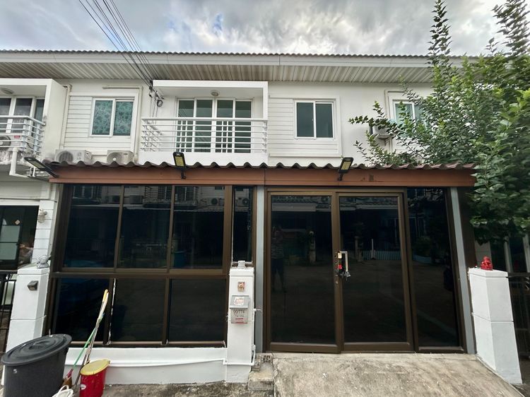 ขาย โฮมออฟฟิต The VILLA รัตนาธิเบศร์ (เดอะวิลล่า ท่าอิฐ) ปรับปรุงใหม่ใกล้ MRTสีม่วง บางรักน้อย ปากเกร็ด นนทบุรี