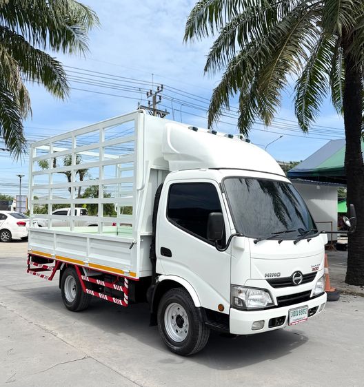 รถ HINO 300 invertor ( 4 ล้อป้ายเล็ก ไม่ติดเวลา) ปี 2564  กะบะเหล็กคอกสูง ยาว 3.50 กว้าง 1.90  ม.มือเดียว  ออกจากห้าง รูปที่ 2