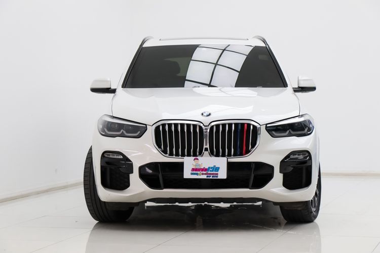 BMW X5 2021 3.0 xDrive30d M Sport 4WD Utility-car ดีเซล ไม่ติดแก๊ส เกียร์อัตโนมัติ ขาว รูปที่ 4