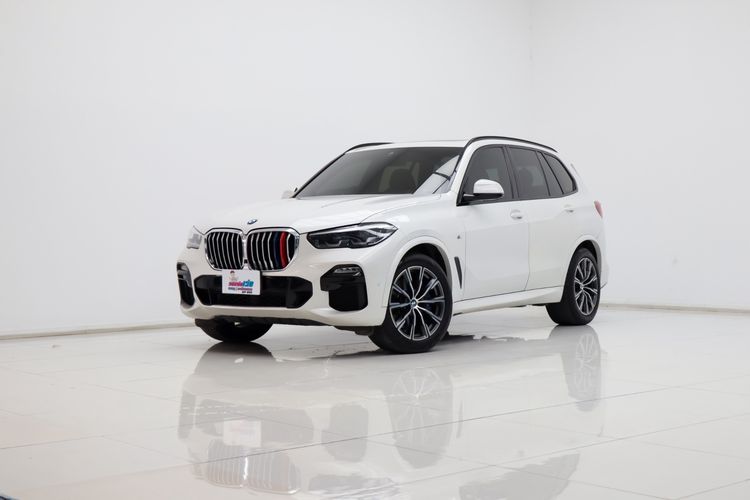 2021 Bmw X5 xDrive30d M-Sport G05 สีขาว