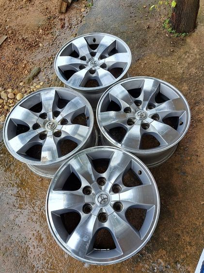 อื่นๆ แม็กนีเซียมอัลลอย 16" ล้อแม็ก TOYOTA FORTUNER โฉมแลก