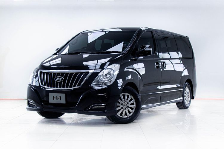 Hyundai H-1  2018 2.5 Elite Utility-car ดีเซล ไม่ติดแก๊ส เกียร์อัตโนมัติ ดำ