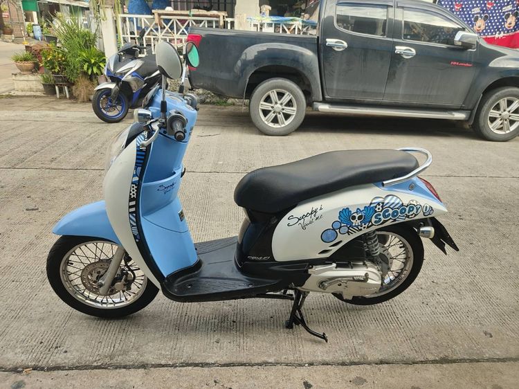 🛵ยังไงก็ขาย SCOOPY-i ปี 54 เครื่องดี สีสวย สตาร์ทมือ เล่มชุดโอนครบ+เปลี่ยนถ่ายน้ำมันเครื่องฟรี ส่งฟรี30 ก.ม รูปที่ 2