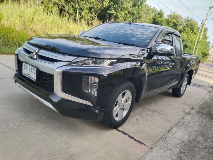 รถ Mitsubishi Triton 2.5 GLX สี ดำ