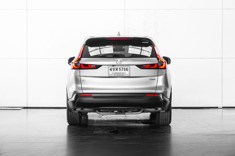 Honda CR-V 2023 1.5 E 2WD Utility-car เบนซิน เกียร์อัตโนมัติ เทา รูปที่ 4