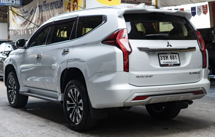 Mitsubishi Pajero Sport 2020 2.4 GT Premium Utility-car ดีเซล ไม่ติดแก๊ส เกียร์อัตโนมัติ ขาว รูปที่ 3