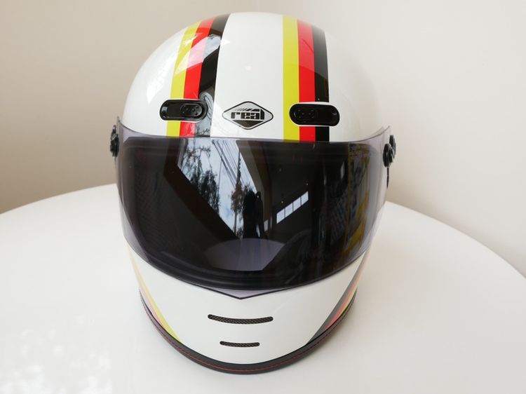 หมวกกันน็อค Real Helmets