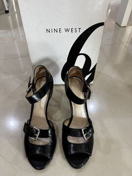 รองเท้าส้นสูง Nine West มือสอง