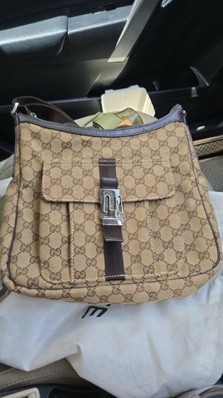 กระเป๋าสะพายข้างผู้ชาย Gucci แท้ 