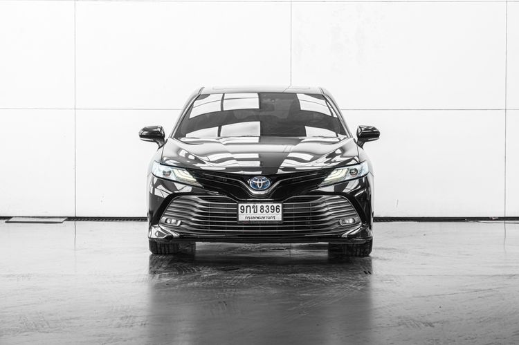 Toyota Camry 2019 2.5 HV Sedan ไฮบริด เกียร์อัตโนมัติ ดำ รูปที่ 3