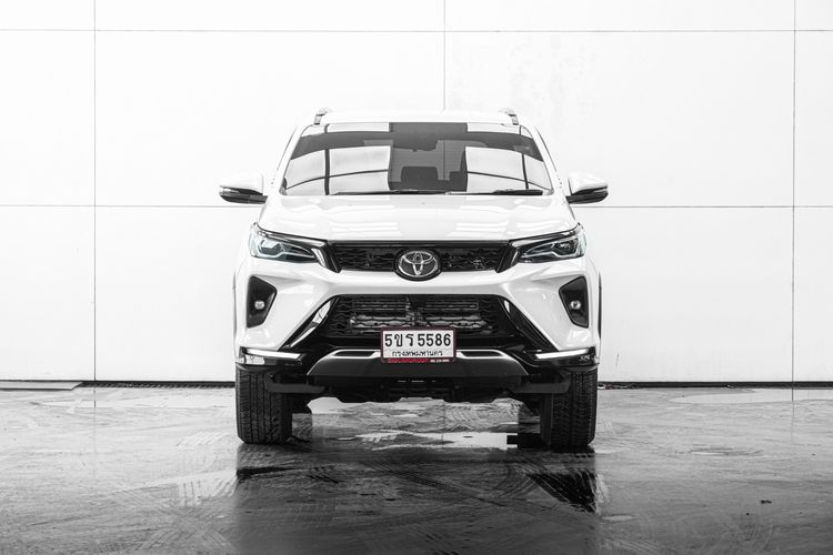 Toyota Fortuner 2024 2.4 Leader G Utility-car ดีเซล เกียร์อัตโนมัติ ขาว รูปที่ 3