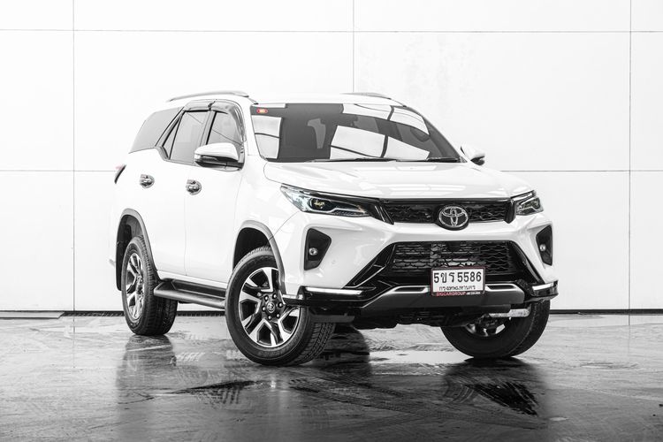 Toyota Fortuner 2024 2.4 Leader G Utility-car ดีเซล เกียร์อัตโนมัติ ขาว รูปที่ 2