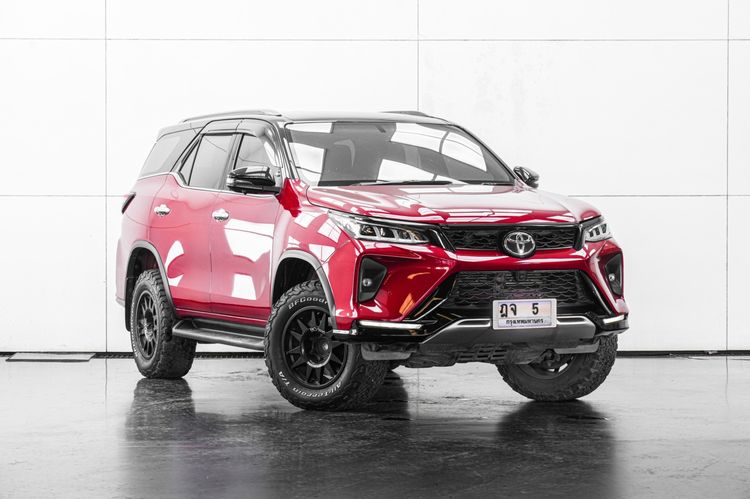 Toyota Fortuner 2021 2.4 Legender Utility-car ดีเซล เกียร์อัตโนมัติ แดง รูปที่ 2