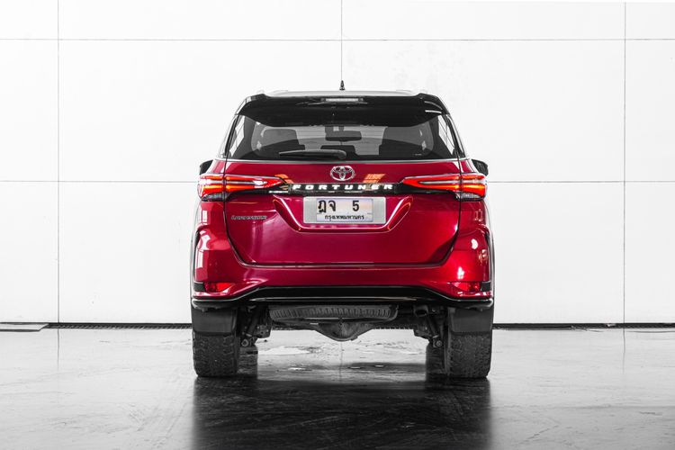 Toyota Fortuner 2021 2.4 Legender Utility-car ดีเซล เกียร์อัตโนมัติ แดง รูปที่ 4