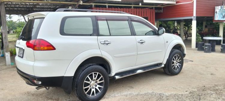 รถ Mitsubishi Pajero 2.5 VG Turbo สี ขาว